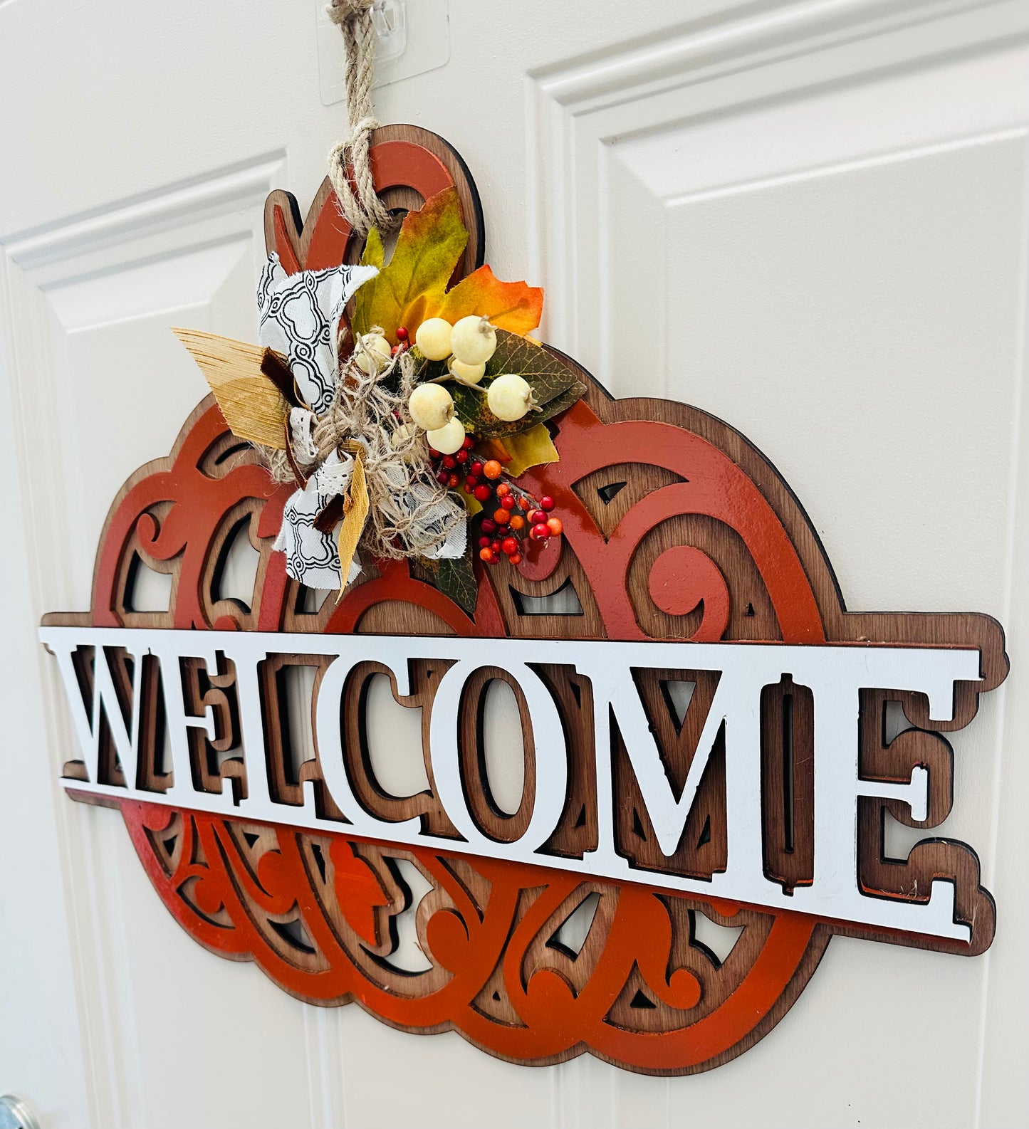 Welcome pumpkin door hanger