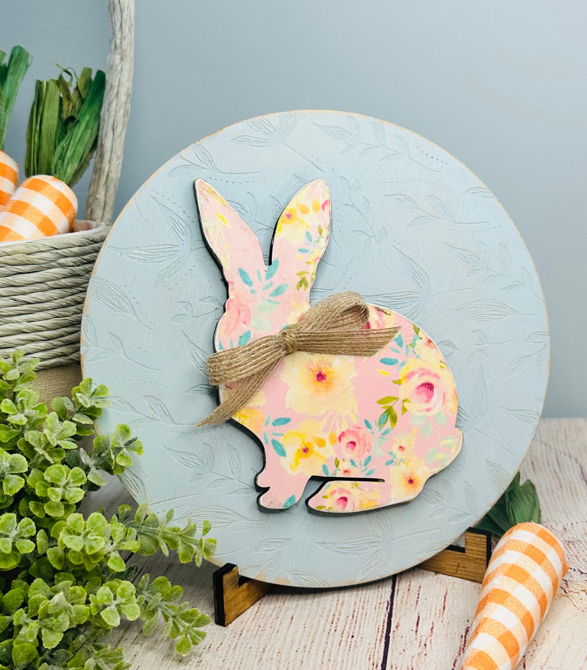 Circle bunny sign/wood bunny sign/ table top easter sign/ spring floral sign