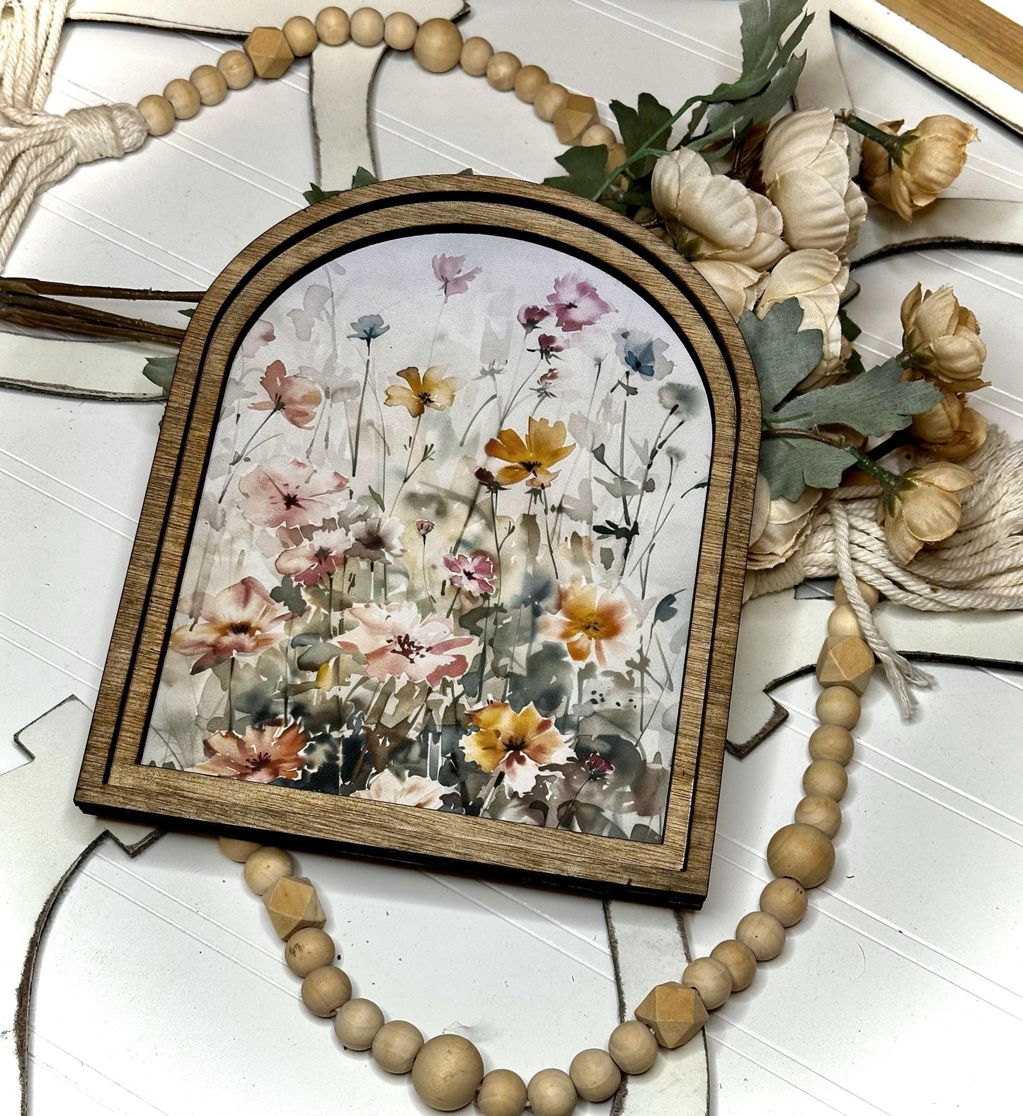 Wildflower Tabletop Arch Sign - Spring Floral Decor for Entryway, farmhouse floral Wall Art - Home Accent Piece
