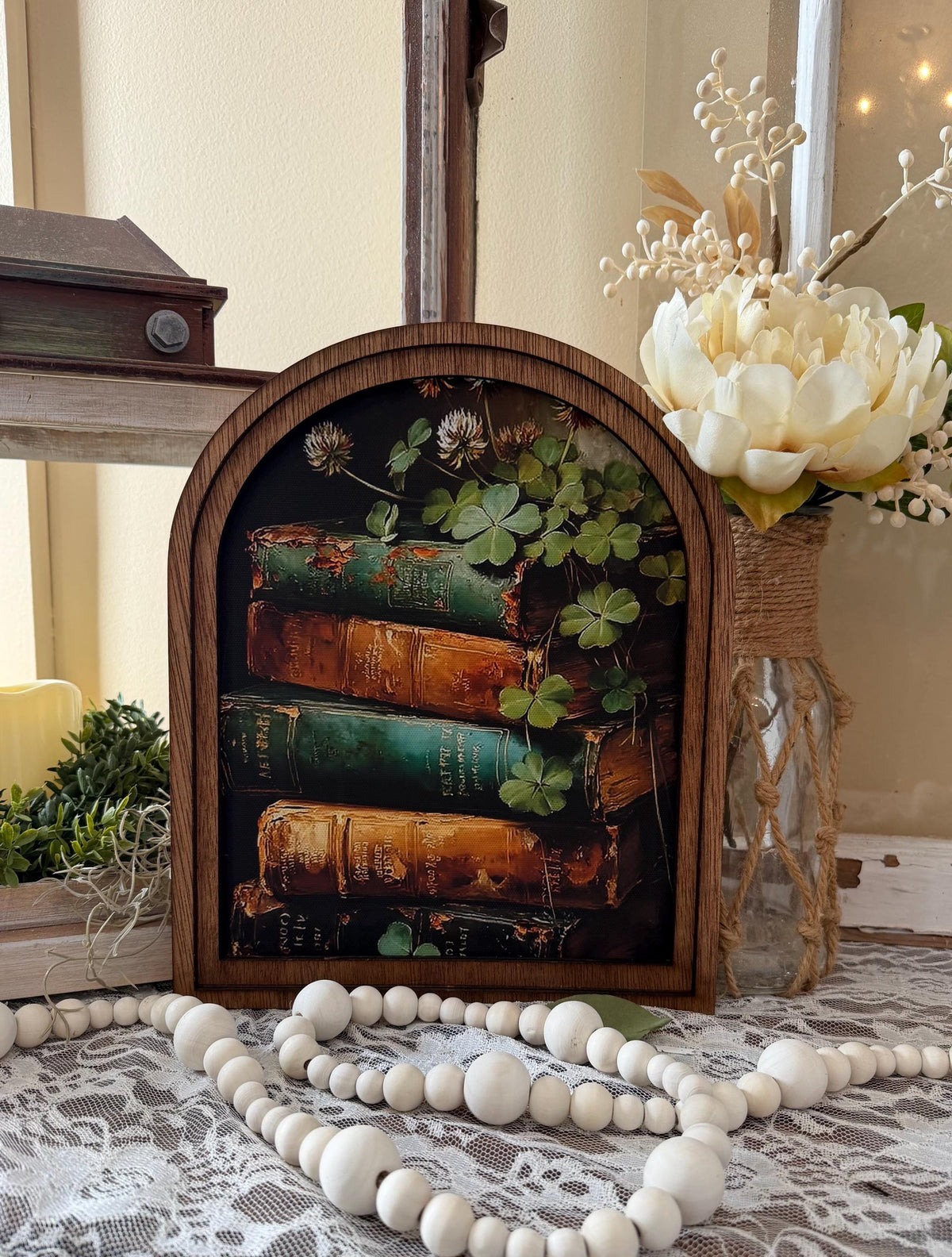 Saint Patrick’s Day Arched Sign – St. Patrick’s Day Farmhouse Decor, Celtic Shamrock Wall Art, Table top holiday Art
