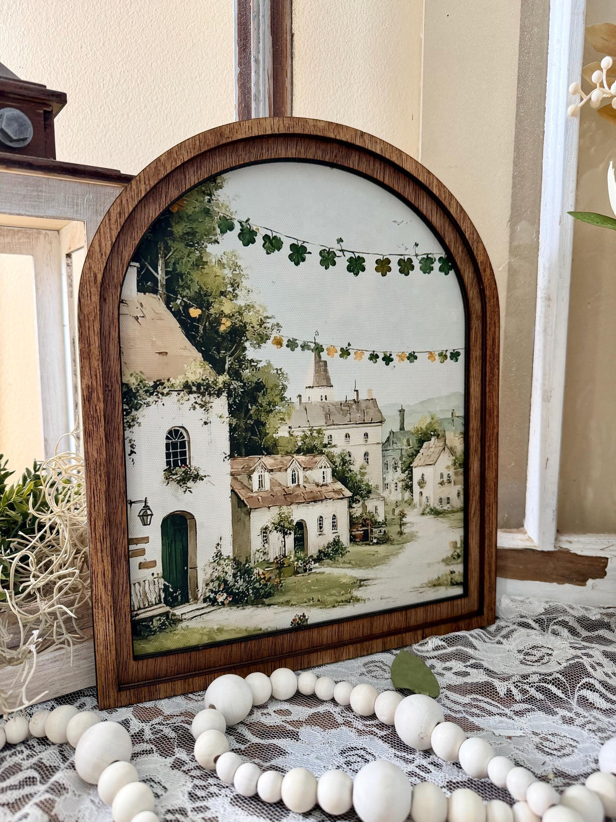 Saint Patrick’s Day Arched Sign – St. Patrick’s Day Farmhouse Decor, Celtic Shamrock Wall Art, Table top holiday Art