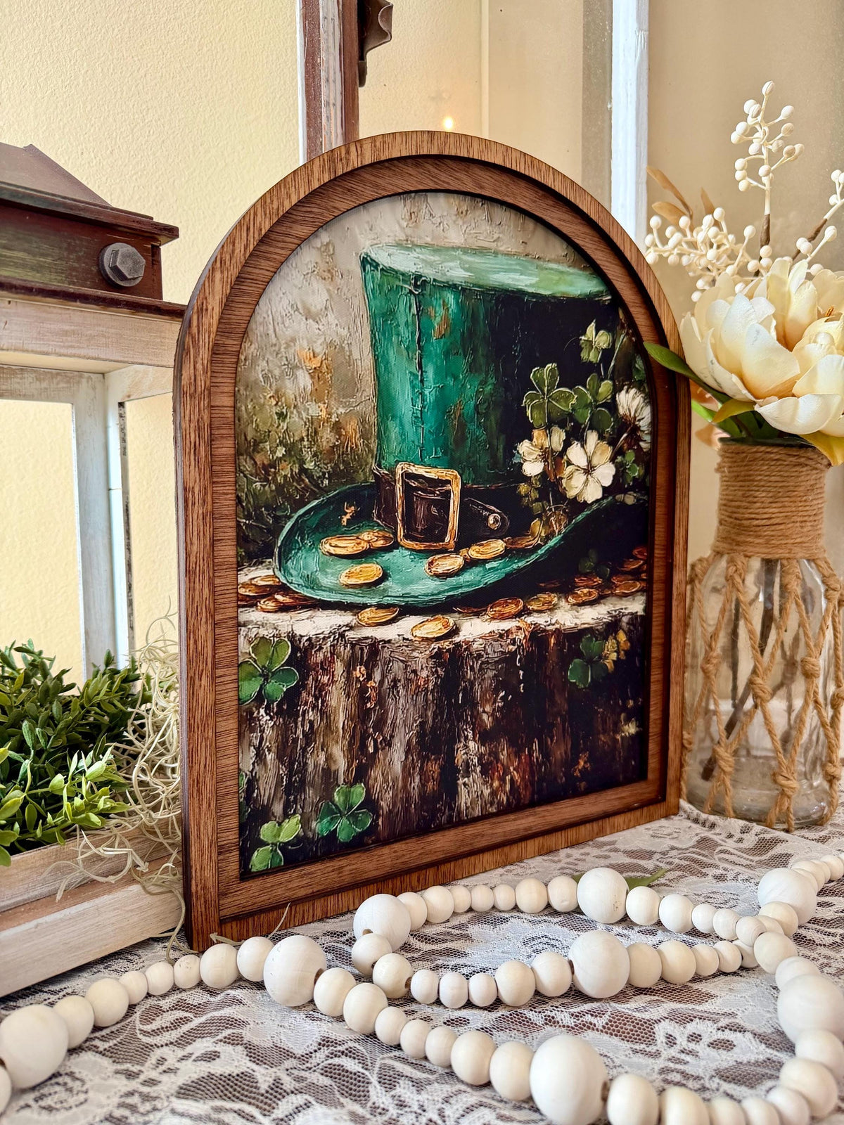 Saint Patrick’s Day Arched Sign – St. Patrick’s Day Farmhouse Decor, Celtic Shamrock Wall Art, Table top holiday Art