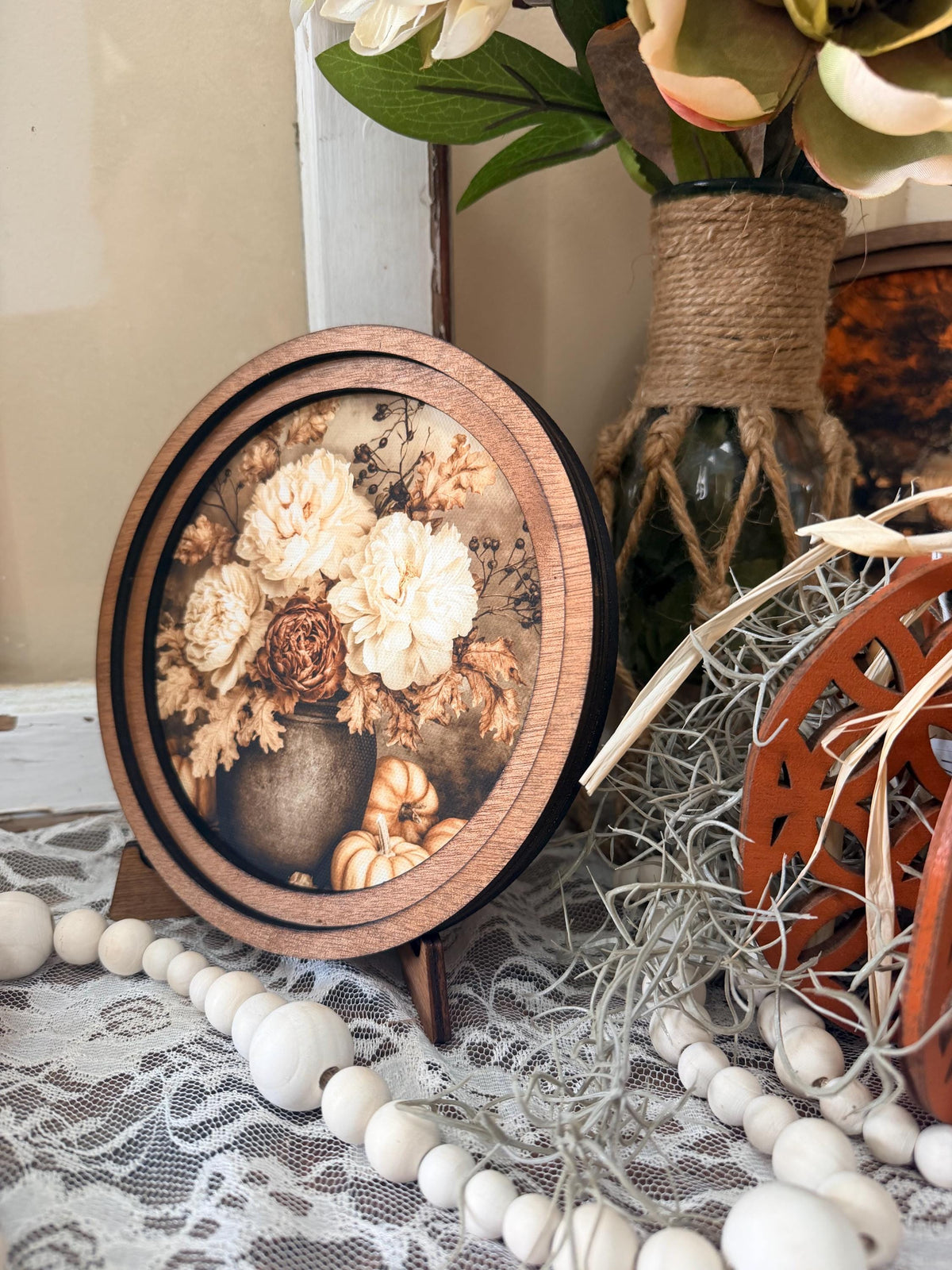 Halloween Mini Round Sign – Autumn Farmhouse Floral Vase mini Framed Canvas Art